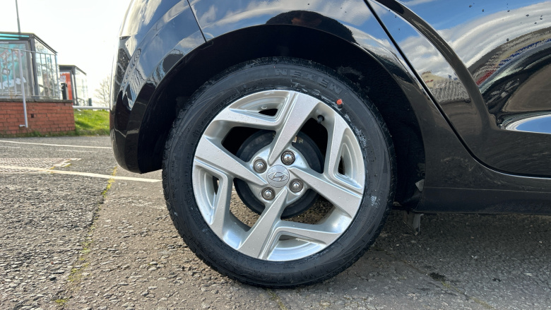 Hyundai i10 1.2 MPi SE Connect 5dr Petrol Hatchback